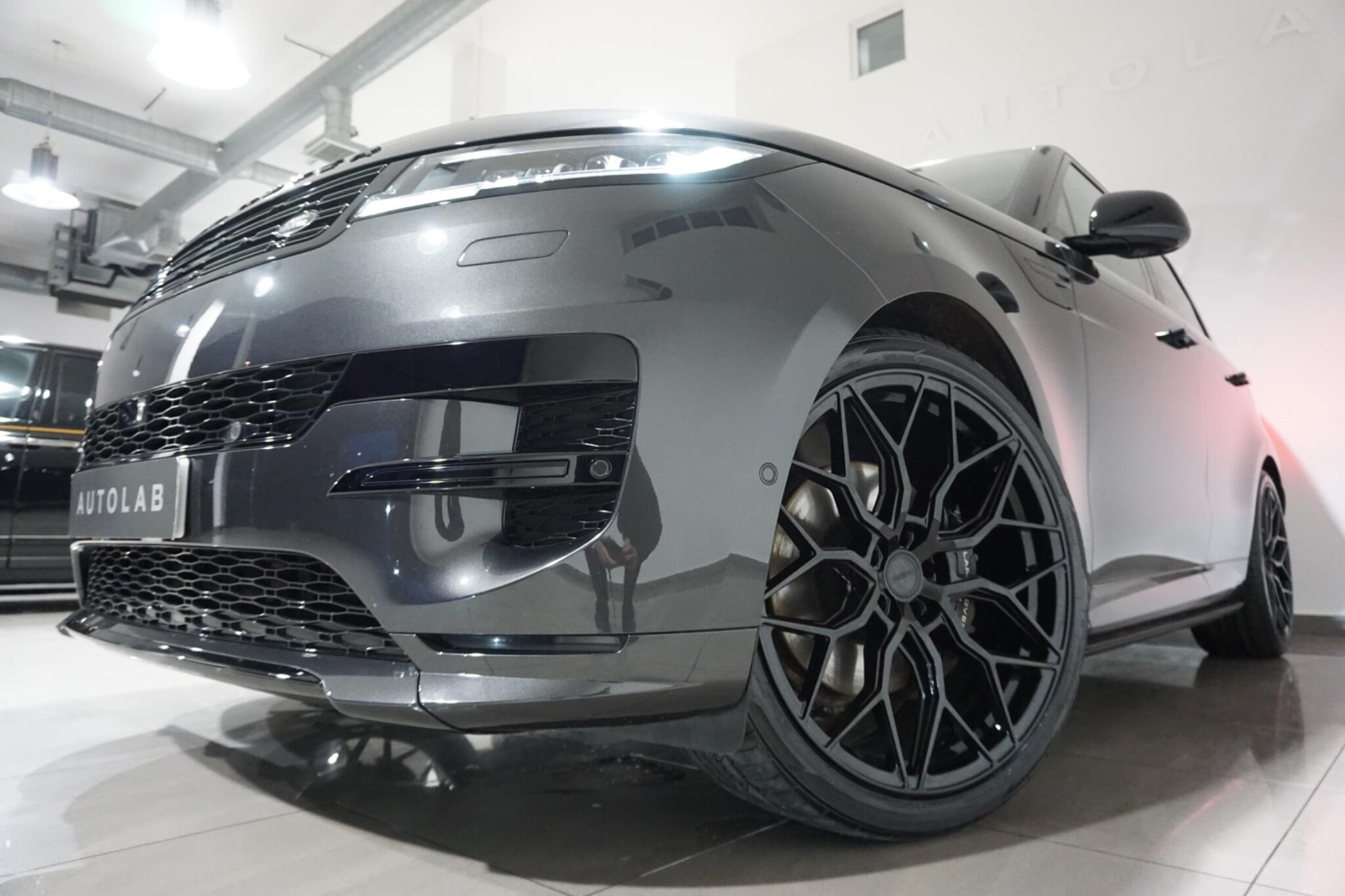 Land Rover Range Rover Sport 3.0 D300 MHEV Dynamic SE SUV 5dr Diesel Auto 4WD Euro 6 (s/s) (300 ps)